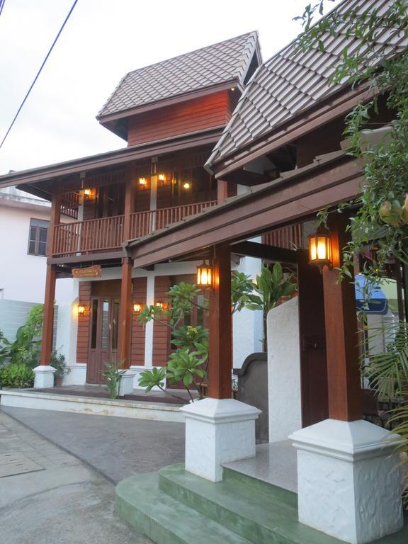 Baanlek Home Stay Chiang Mai Bagian luar foto