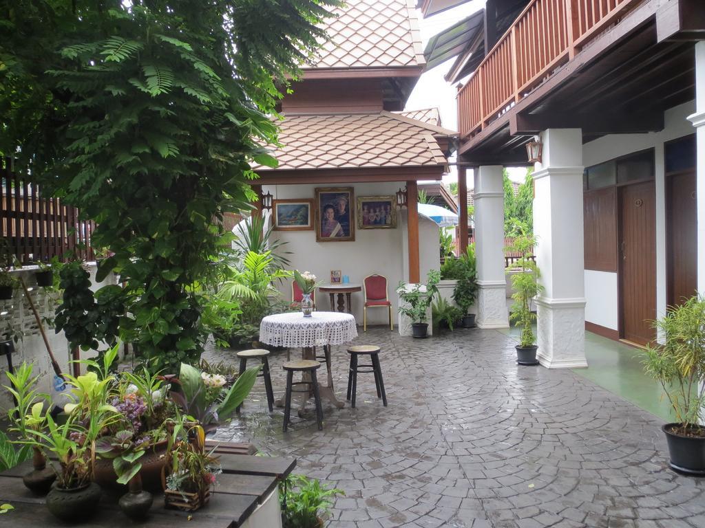 Baanlek Home Stay Chiang Mai Bagian luar foto