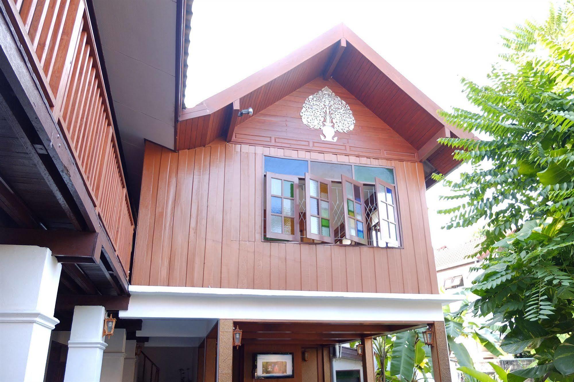 Baanlek Home Stay Chiang Mai Bagian luar foto