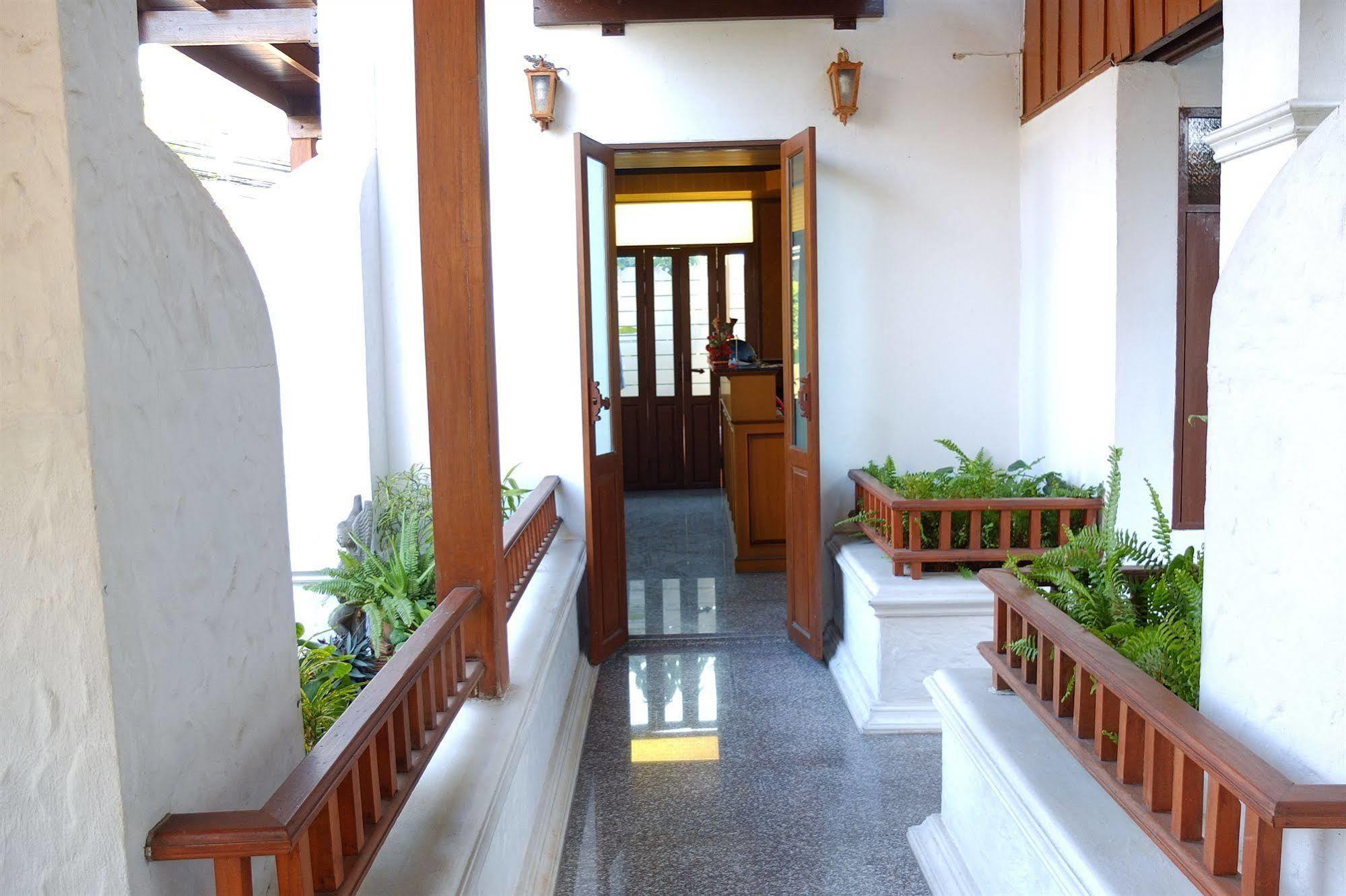 Baanlek Home Stay Chiang Mai Bagian luar foto