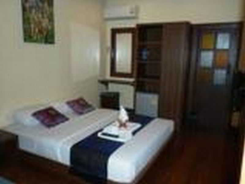 Baanlek Home Stay Chiang Mai Bagian luar foto